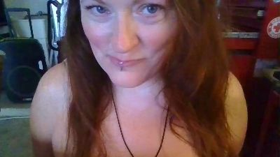 Beastgoddess live cam on Cam4