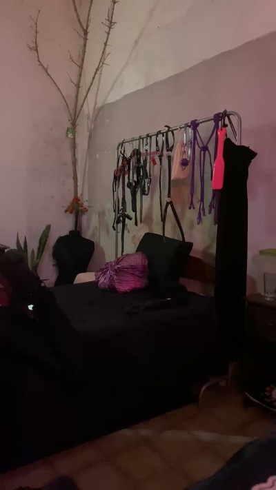 Beatrixxxtv live cam on Cam4
