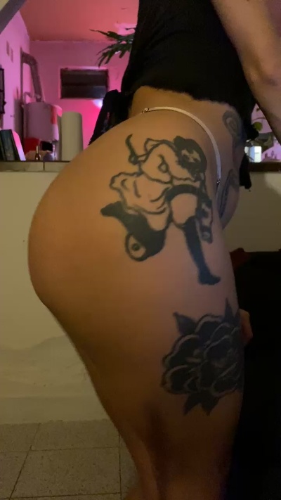 Beatrixxxtv live cam on Cam4