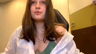 BeatrizWujcik live cam on Cam4