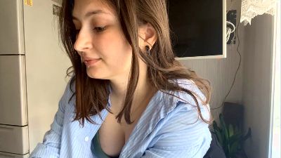 BeatrizWujcik live cam on Cam4