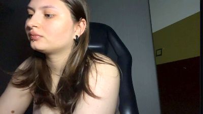 BeatrizWujcik live cam on Cam4