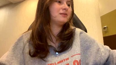 BeatrizWujcik live cam on Cam4