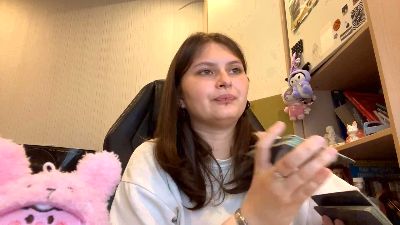 BeatrizWujcik live cam on Cam4