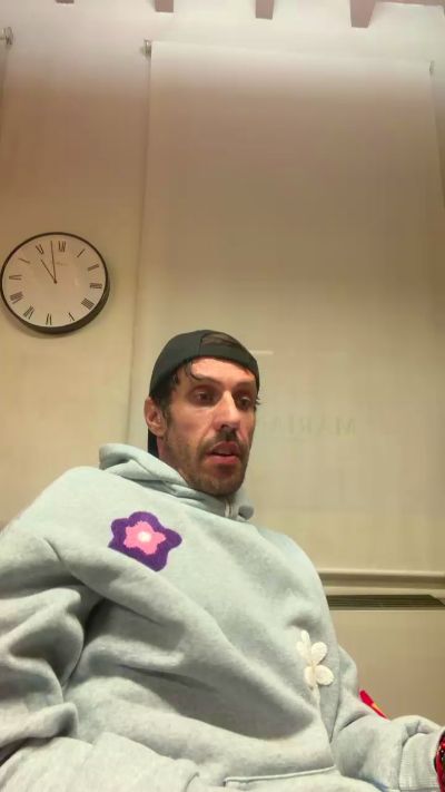 Bebo232323 live cam on Cam4