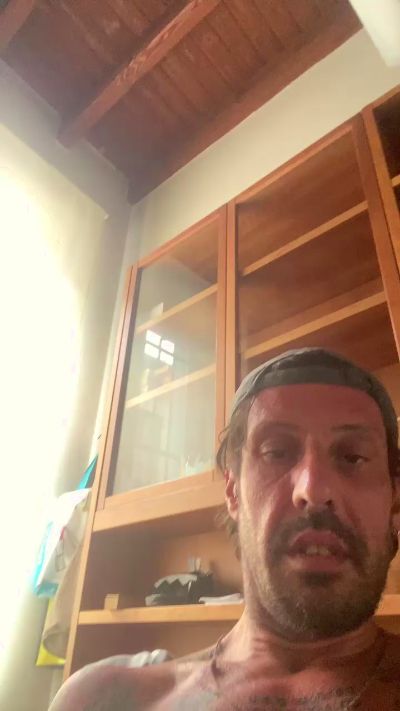 Bebo232323 live cam on Cam4