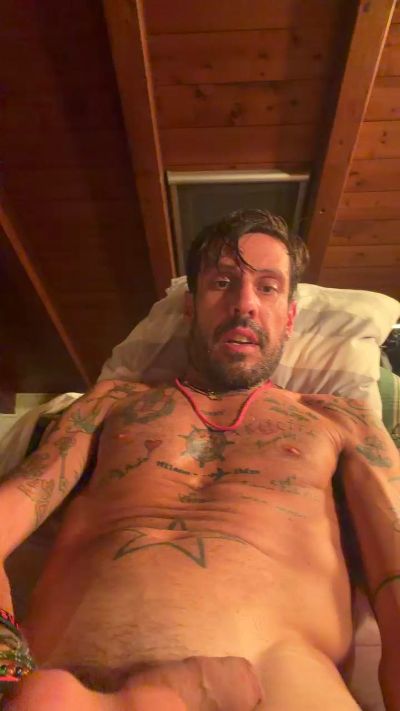 Bebo232323 live cam on Cam4