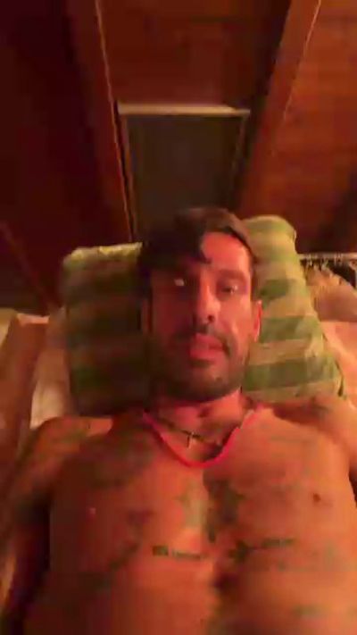 Bebo232323 live cam on Cam4