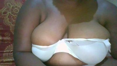 Bebswee1 live cam on Cam4
