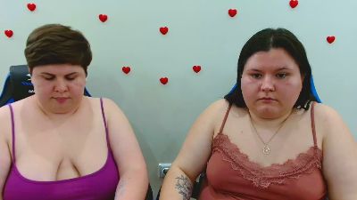 BeckyAndEllen live cam on Cam4