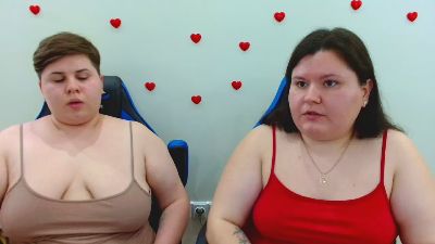 BeckyAndEllen live cam on Cam4