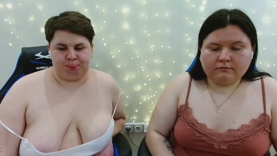 BeckyAndEllen live cam on Cam4