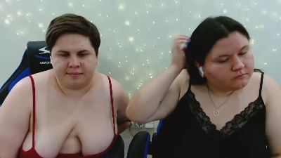 BeckyAndEllen live cam on Cam4