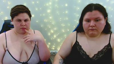 BeckyAndEllen live cam on Cam4
