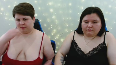 BeckyAndEllen live cam on Cam4