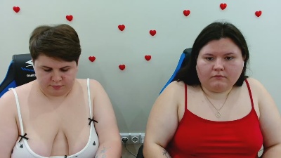 BeckyAndEllen live cam on Cam4