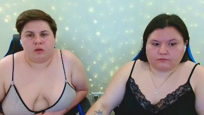BeckyAndEllen live cam on Cam4