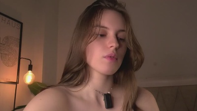 BeckyEves live cam on Cam4