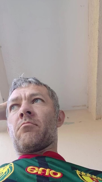 Becquet live cam on Cam4