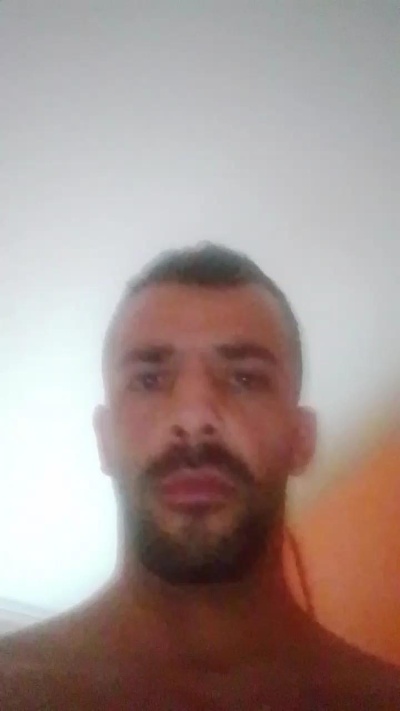 Bedrol1 live cam on Cam4