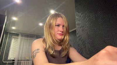 BeeBalyeat live cam on Cam4