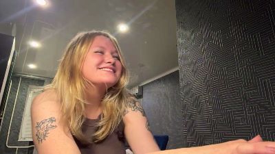BeeBalyeat live cam on Cam4
