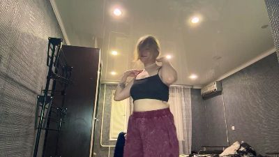 BeeBalyeat live cam on Cam4