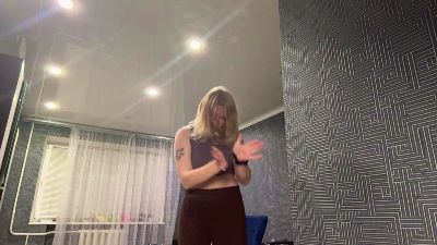 BeeBalyeat live cam on Cam4