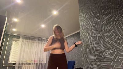 BeeBalyeat live cam on Cam4