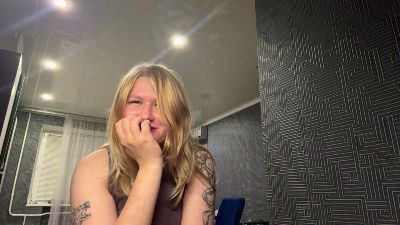 BeeBalyeat live cam on Cam4