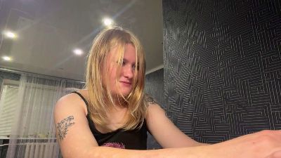 BeeBalyeat live cam on Cam4
