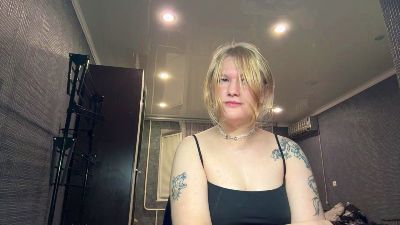 BeeBalyeat live cam on Cam4