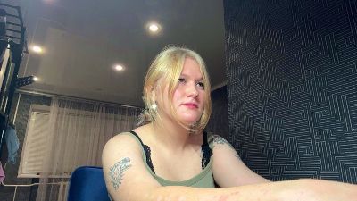 BeeBalyeat live cam on Cam4
