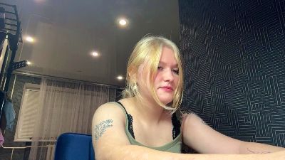 BeeBalyeat live cam on Cam4