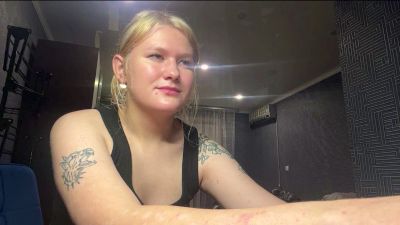 BeeBalyeat live cam on Cam4