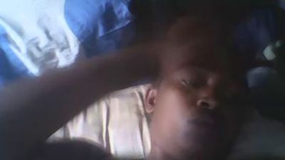 Beee live cam on Cam4