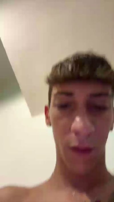 Belcazzo02 live cam on Cam4