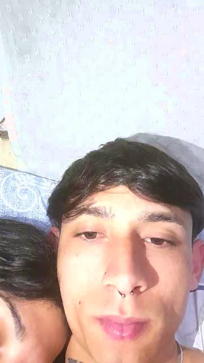 BelenyTeka723 live cam on Cam4