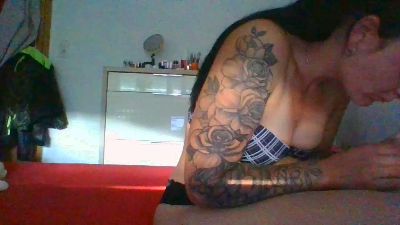 Bella19901 live cam on Cam4