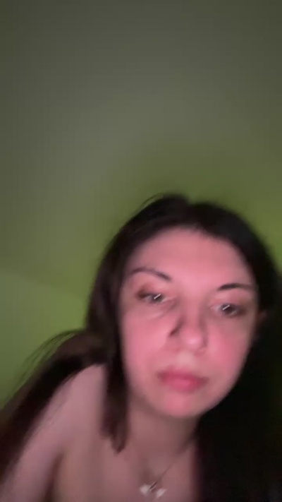 Bella89 live cam on Cam4