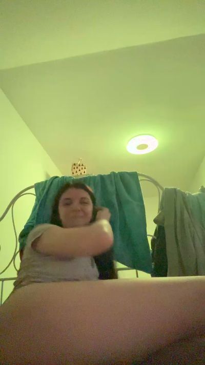 Bella89 live cam on Cam4