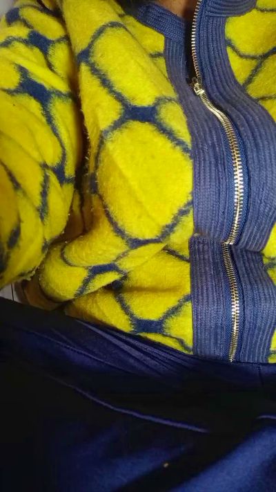 Bella93 live cam on Cam4