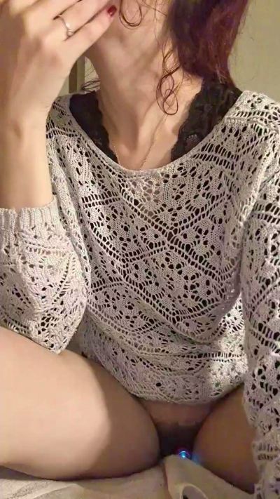 Bella96 live cam on Cam4