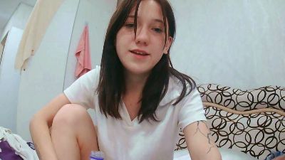 BellaHuson live cam on Cam4