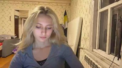 BellaPipes live cam on Cam4