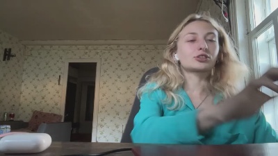 BellaPipes live cam on Cam4
