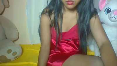 Bella_5 live cam on Cam4