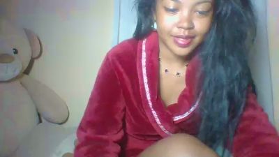 Bella_5 live cam on Cam4