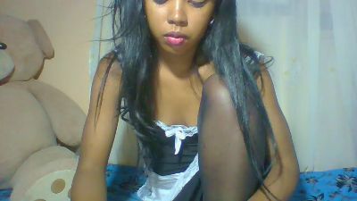 Bella_5 live cam on Cam4