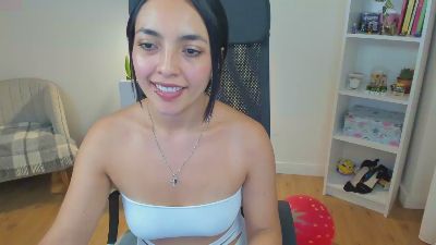 Bella_Evans live cam on Cam4